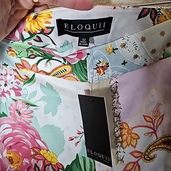 Eloquii SATIN SHORTS - Picture 3 of 4